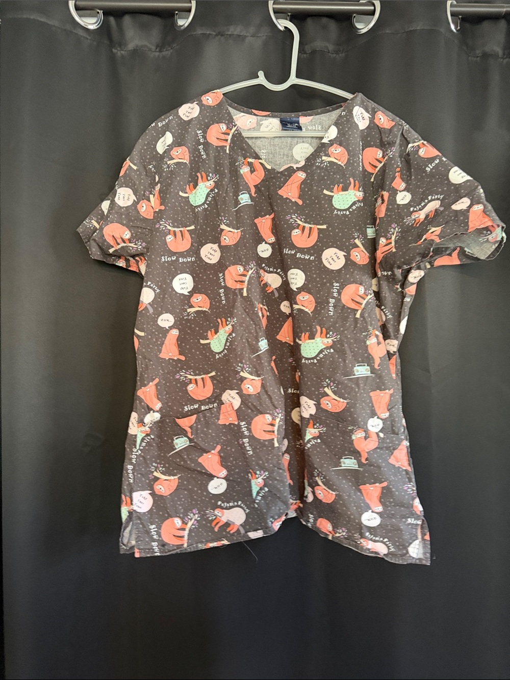Women's Zoe + Chloe Sloth Scrub Top- XL